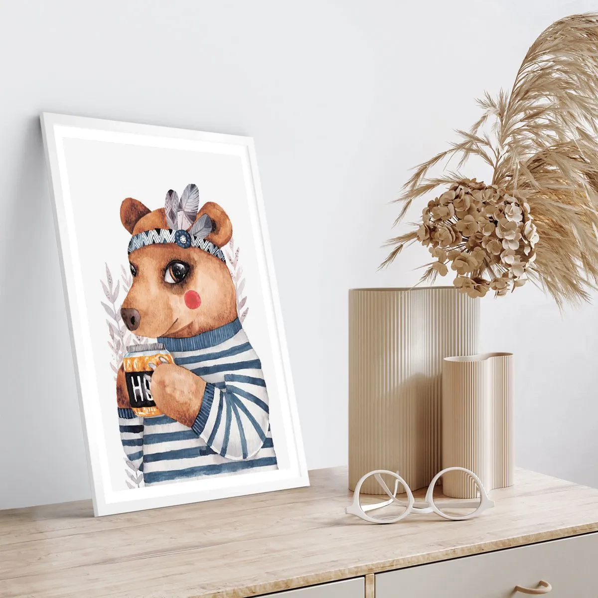 Poster în ramă albă - Ursoaică dulce - 50x70 cm