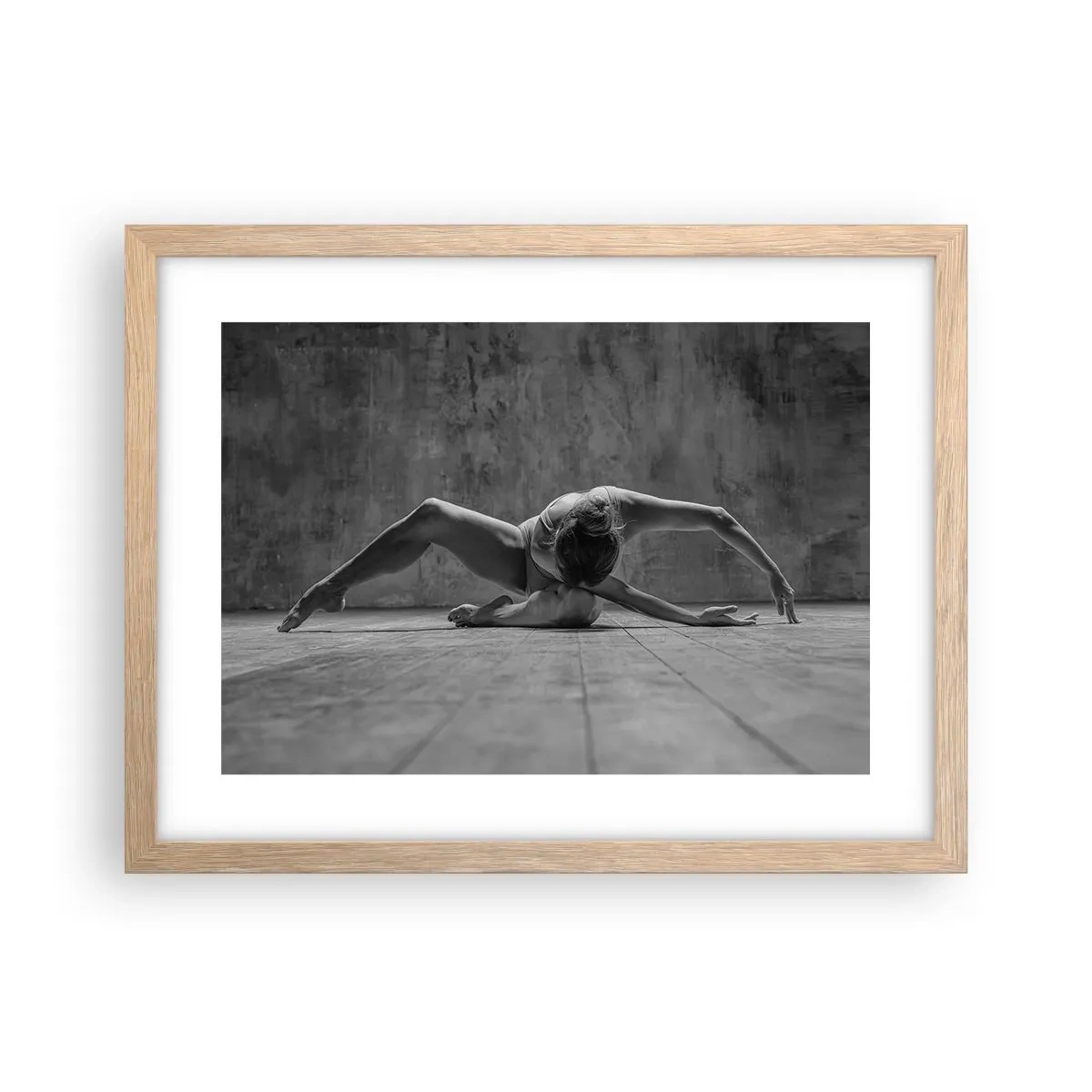 Poster în ramă de stejar deschis - Simetria găsită - 40x30 cm