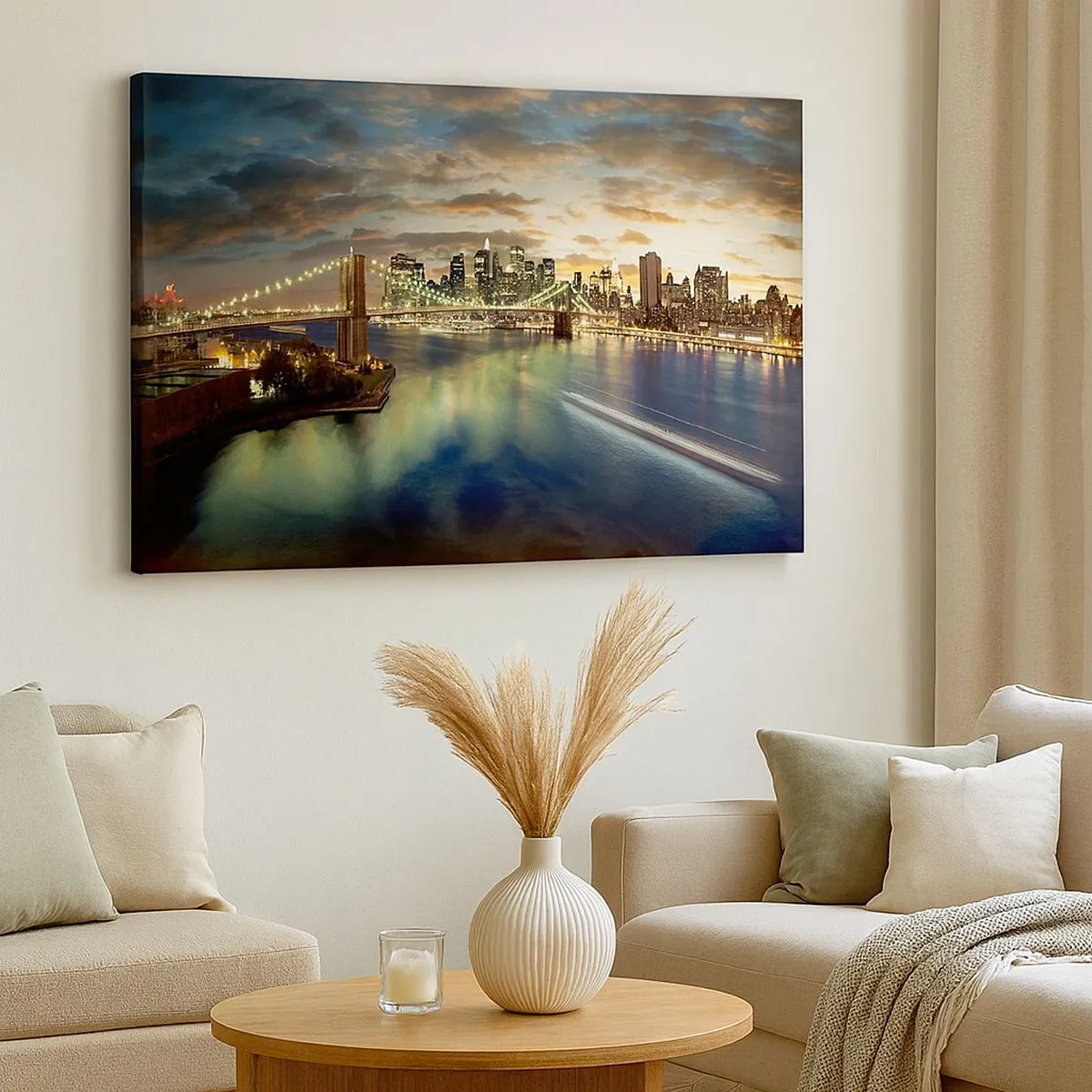 Tablou pe pânză Canvas - Un pod iluminat cu orașul în fundal, cu lumini reflectate în apă. - 70x50cm - O seară luminată deasupra Manhattan-ului - Decorațiune modernă pentru perete pentru living și dormitor ARTTOR