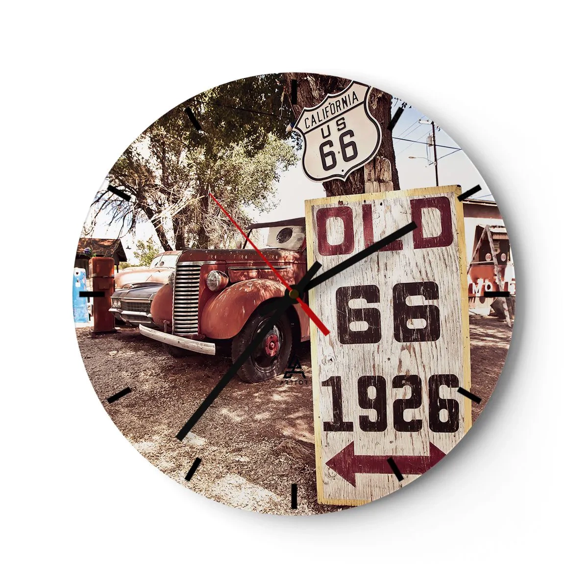 Ceas de perete - Ceas pe sticlă - O mașină de epocă în fața unui indicator pe Ruta 66 și a unei plăci de lemn. - 30x30cm - O legendă provincială americană - Decorațiune modernă pentru perete pentru living, bucătărie și dormitor ARTTOR