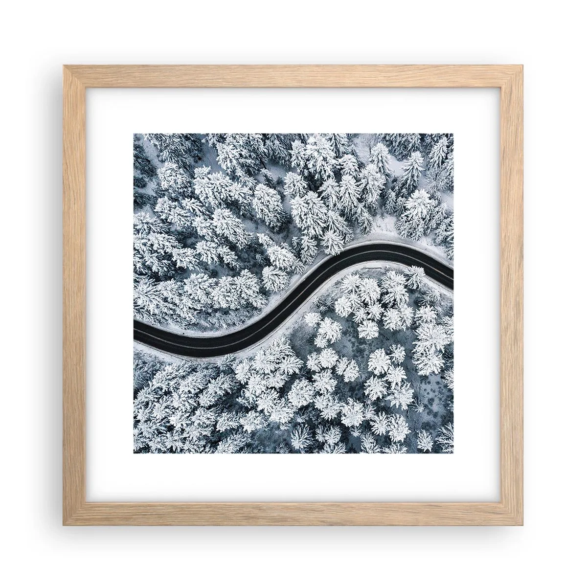 Poster în ramă de stejar deschis - Prin pădurea de iarnă - 30x30 cm