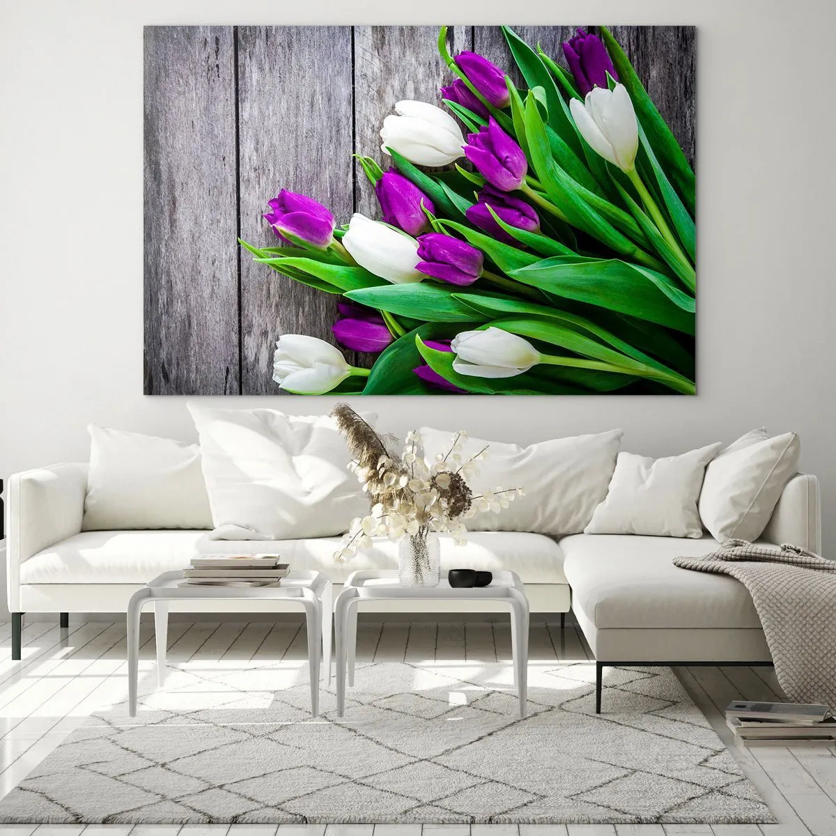 Tablou pe sticlă - Un buchet de lalele mov și albe pe un fundal de lemn - 70x50cm - În ziua festivalului de primăvară - Decorațiune modernă pentru perete pentru living și dormitor ARTTOR