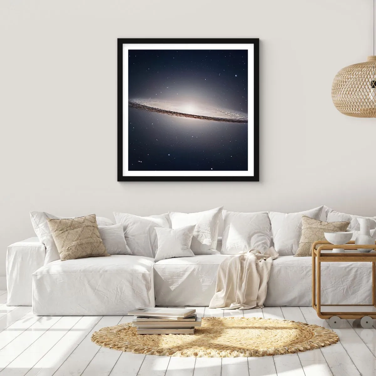 Poster în ramă neagră - Cu mult timp în urmă, într-o galaxie foarte, foarte îndepărtată... - 30x30 cm