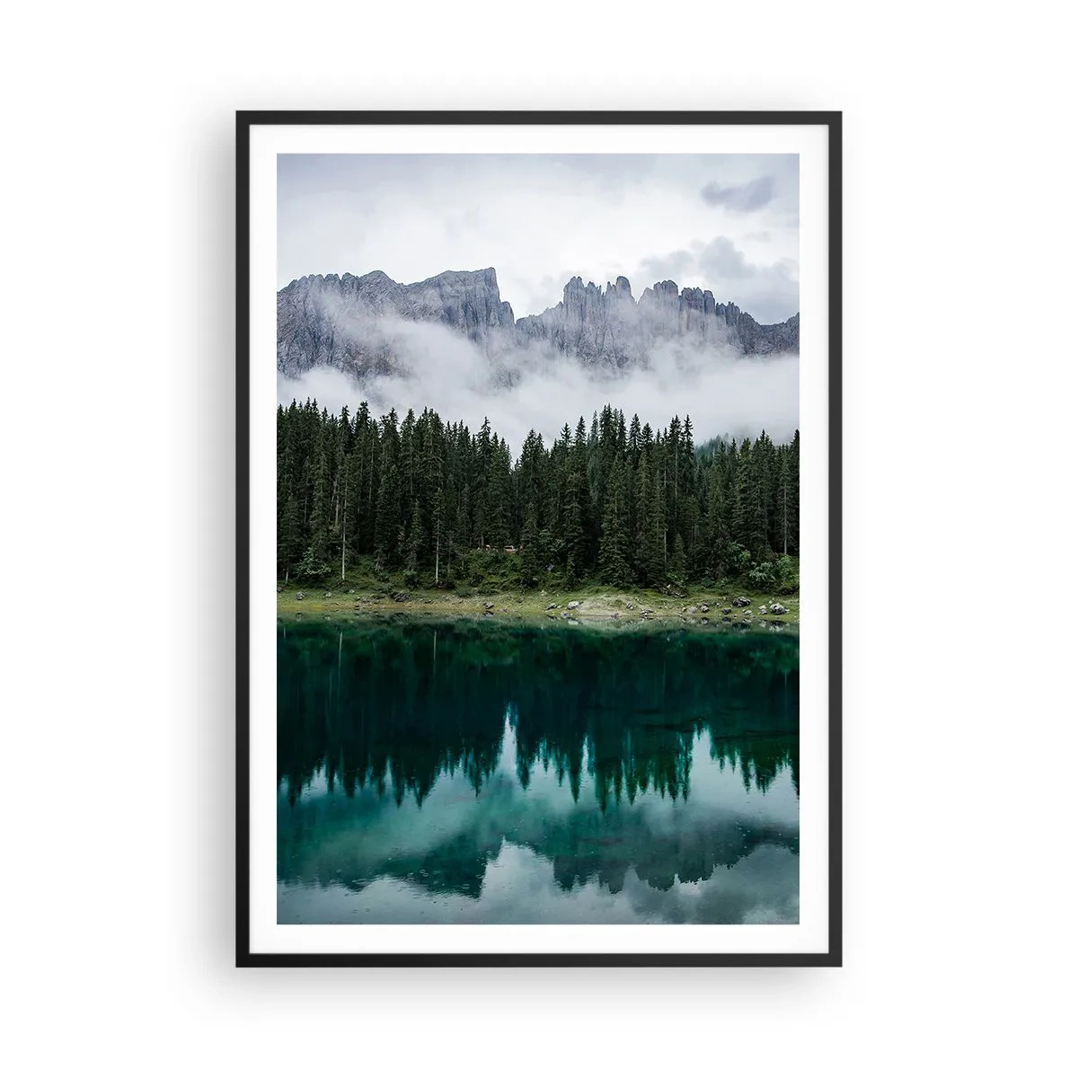 Poster în ramă neagră - Liniște, liniște, să nu trezim apa care doarme... - 70x100 cm