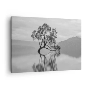 Tablou pe pânză Canvas - Un copac singuratic reflectat în apă, cu munți în fundal - 70x50cm - Există o țară - Decorațiune modernă pentru perete pentru living și dormitor ARTTOR