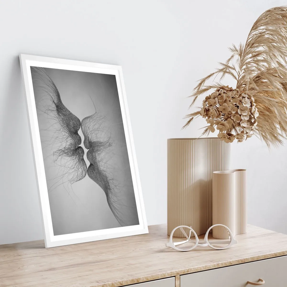 Poster în ramă albă - Sărutul vântului - 30x40 cm