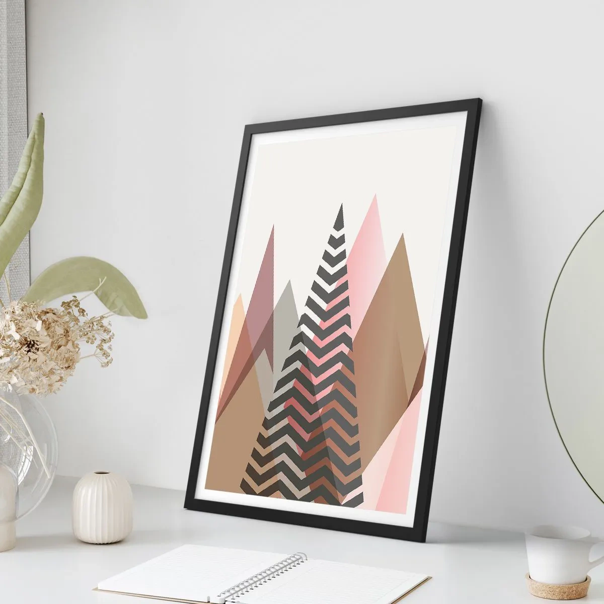 Poster în ramă neagră - Munți geometrici în nuanțe pastelate cu efect stratificat - 50x70cm - Construcție piramidală - Decorațiune modernă pentru perete pentru living și dormitor ARTTOR