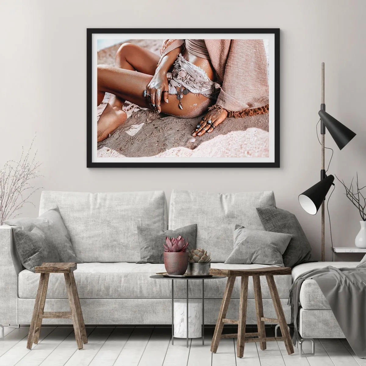 Poster în ramă neagră - Aruncată de valuri? - 50x40 cm