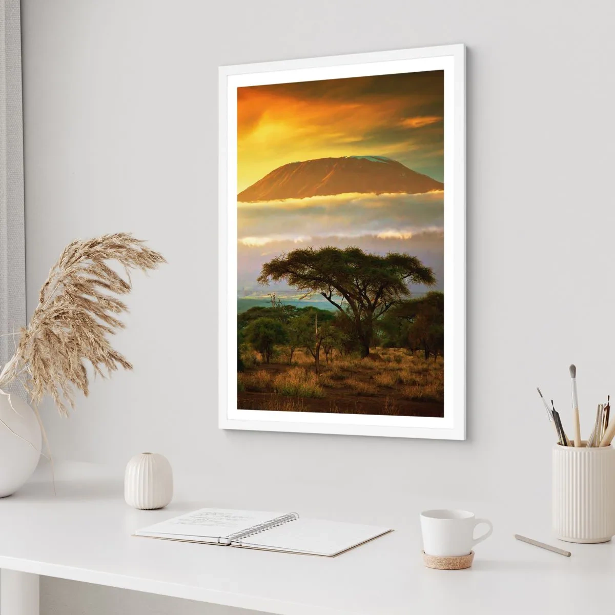 Poster în ramă albă - Visul unui călător - 61x91 cm