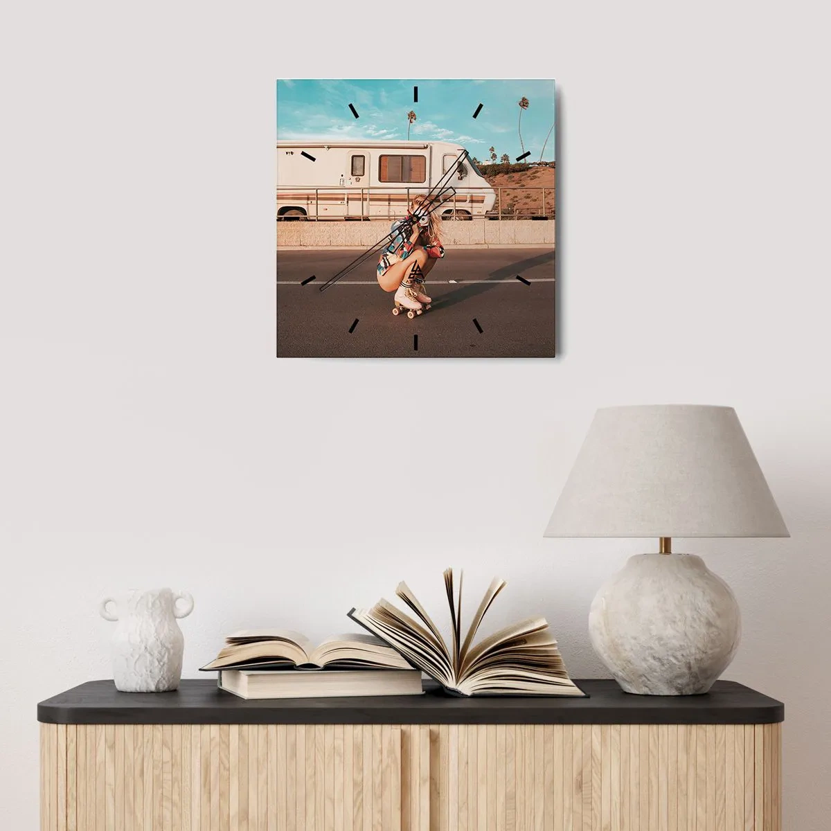 Ceas de perete - Ceas pe sticlă - Zâmbiți, vă rog! - 30x30 cm