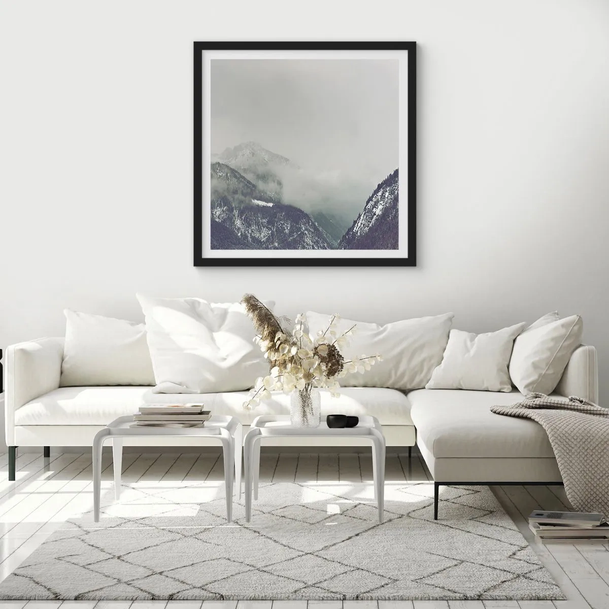 Poster în ramă neagră - Valea cețoasă - 30x30 cm