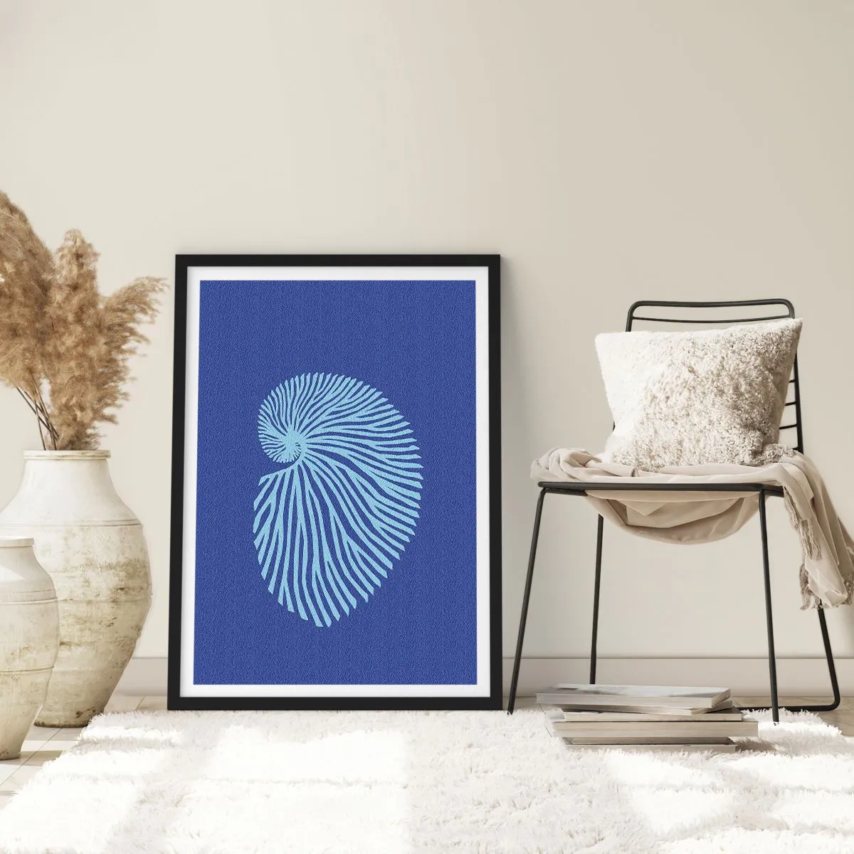 Poster în ramă neagră - Nașterea cochiliei - 61x91 cm