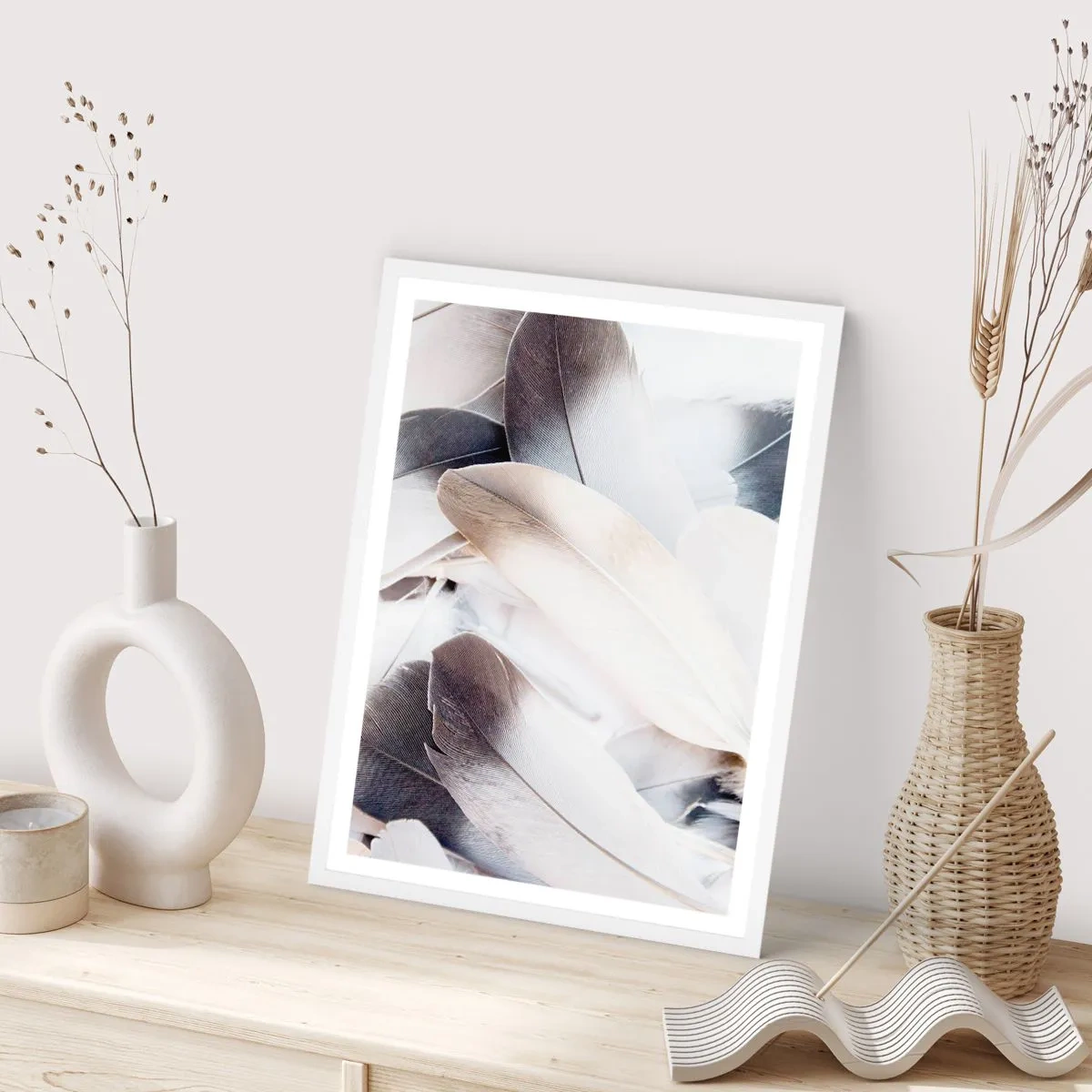 Poster în ramă albă - Aproape angelice - 40x50 cm