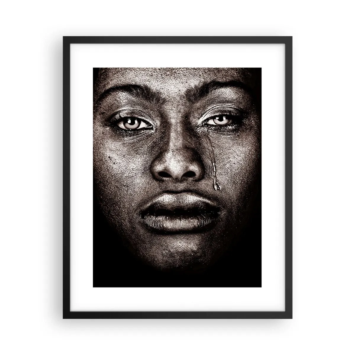 Poster în ramă neagră - O singură lacrimă - 40x50 cm