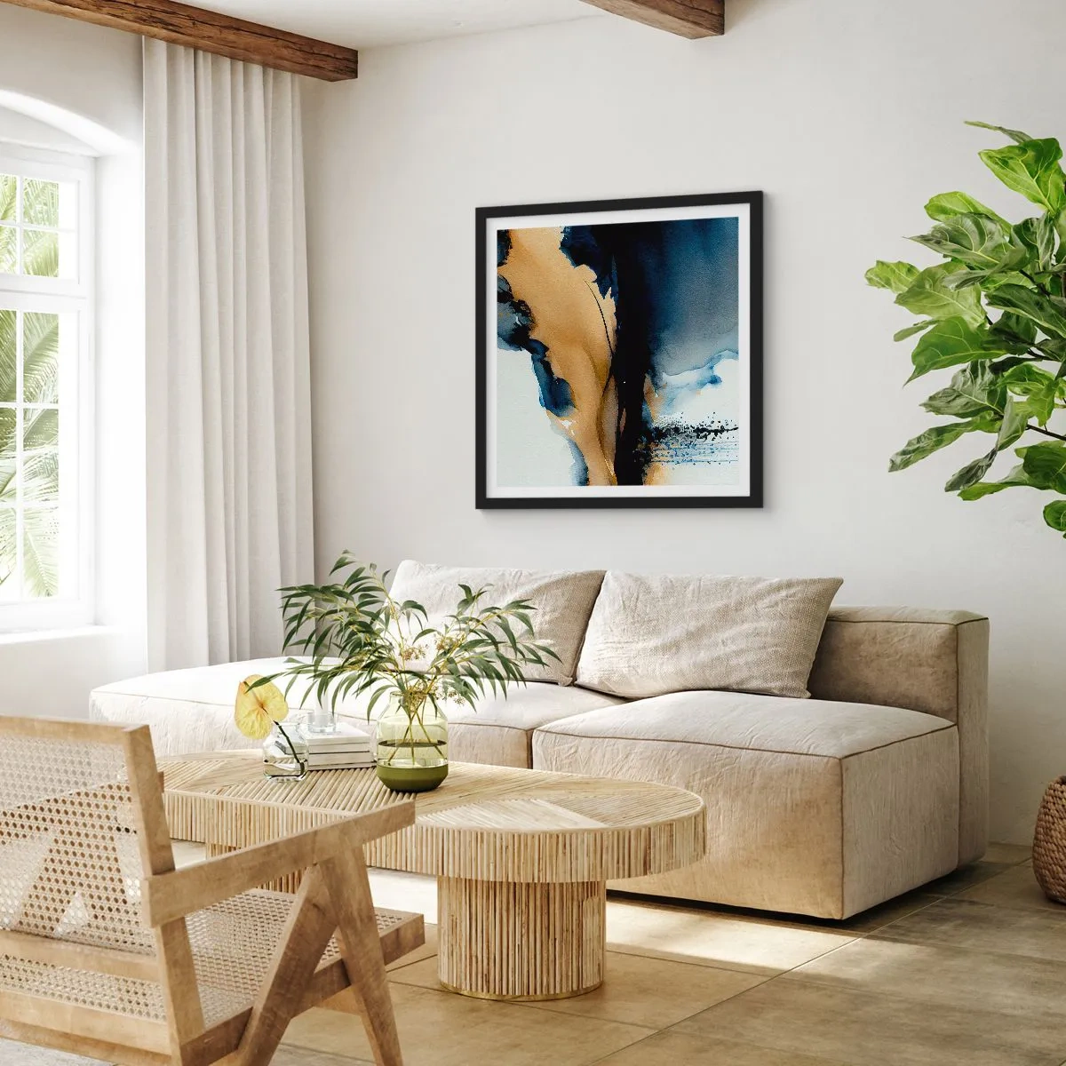 Poster în ramă neagră - În spatele cortinei - 60x60 cm