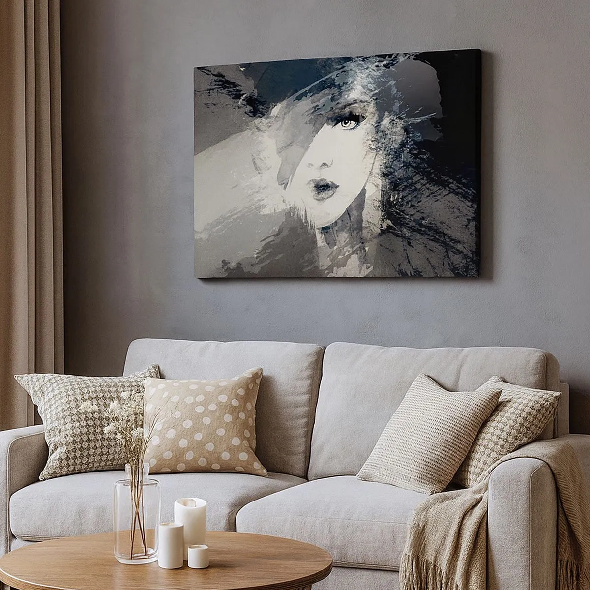 Tablou pe pânză Canvas - Un portret abstract al unei femei în nuanțe de gri cu accente delicate. - 70x50cm - Din spatele unui voal gri - Decorațiune modernă pentru perete pentru living și dormitor ARTTOR