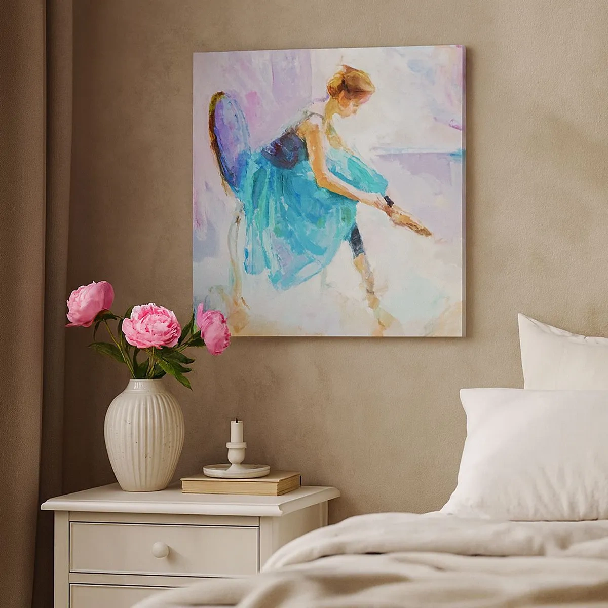 Tablou pe pânză - Grație inefabilă, farmec subtil - 30x30 cm