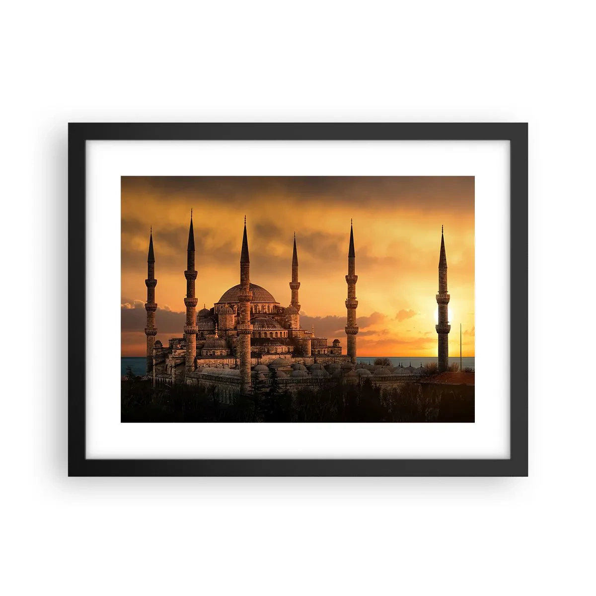 Poster în ramă neagră - Dumnezeu este mare - 40x30 cm