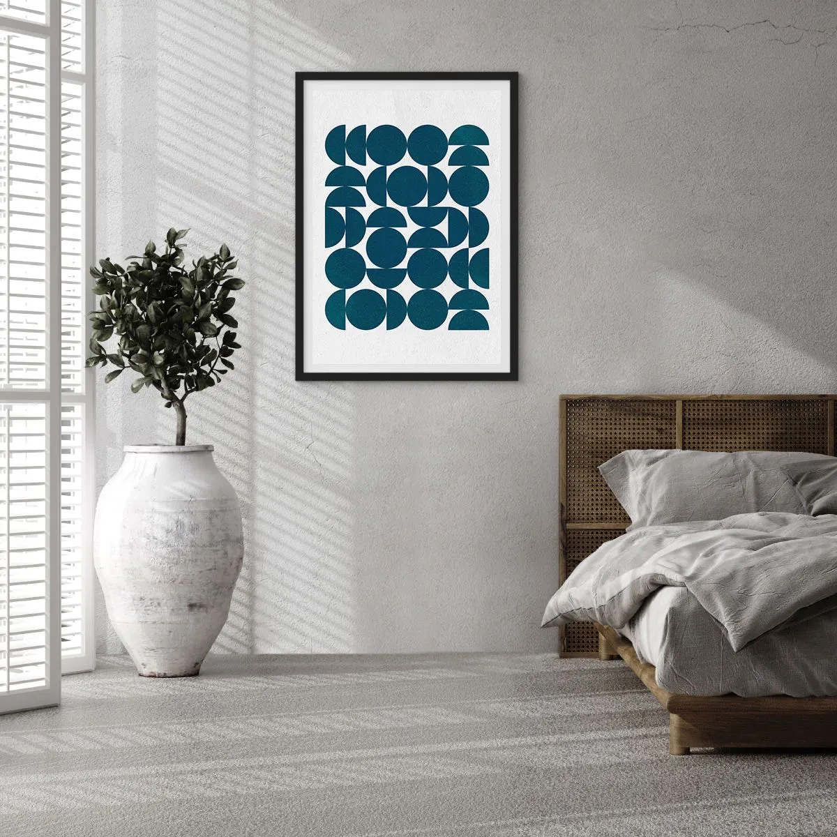 Poster în ramă neagră - Compoziție geometrică cu cercuri albastre - 50x70cm - Cercuri și semicercuri - Decorațiune modernă pentru perete pentru living și dormitor ARTTOR