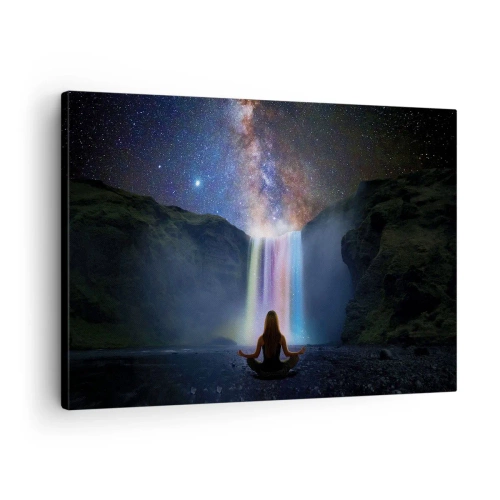 Tablou pe pânză Canvas - Meditație în fața unei cascade printre stele - 70x50cm - Armonie absolută - Decorațiune modernă pentru perete pentru living și dormitor ARTTOR