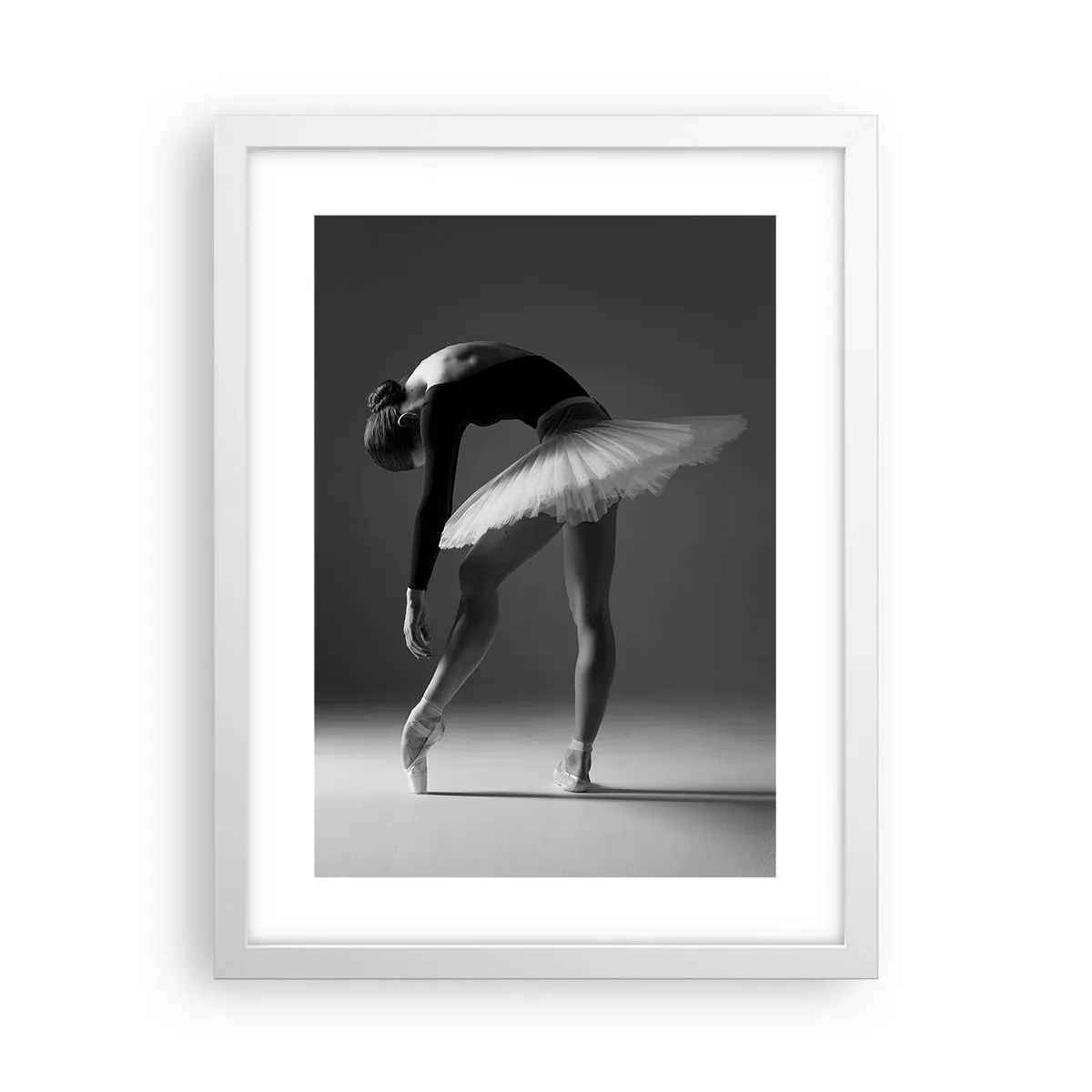 Poster în ramă albă - Bella balerina - 30x40 cm