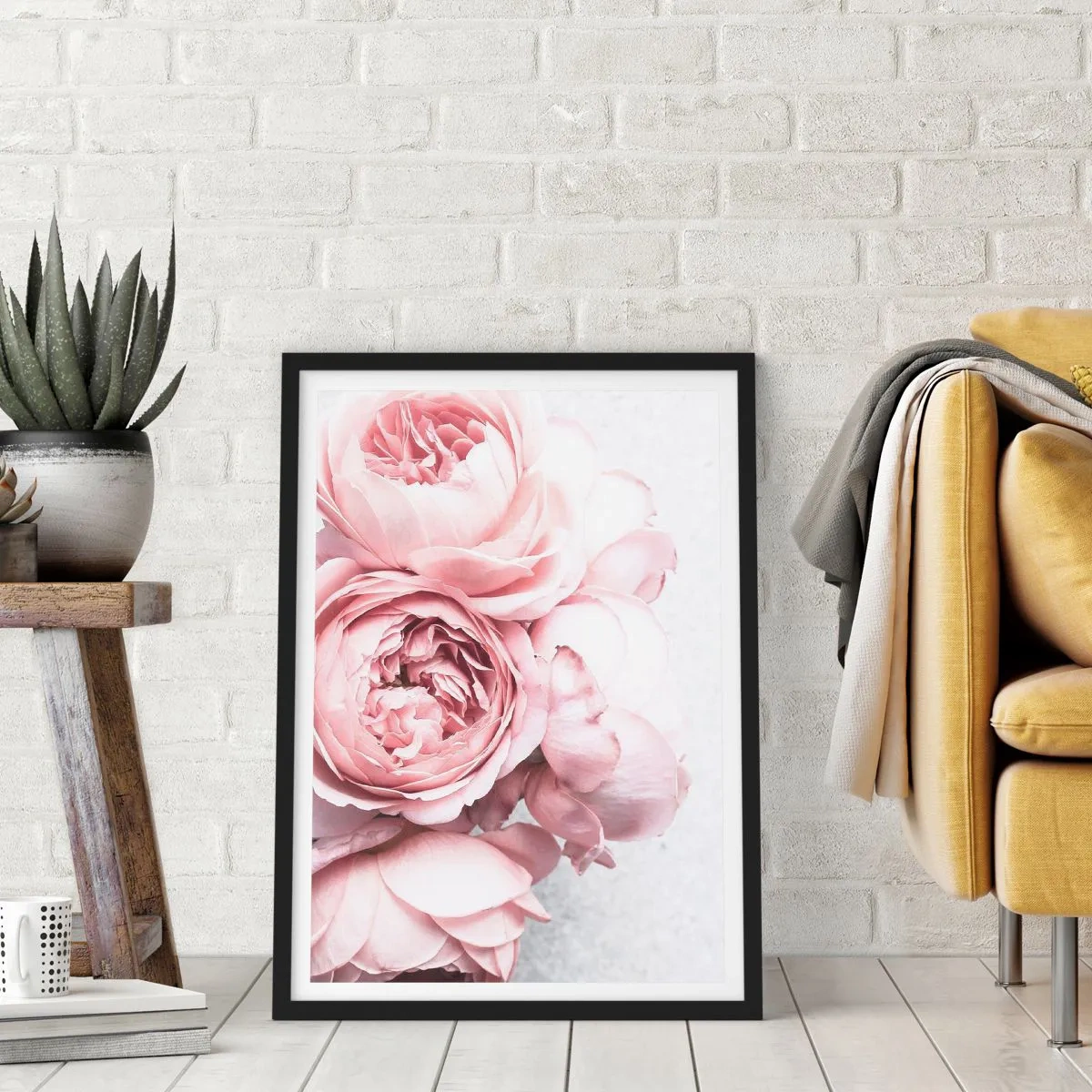 Poster în ramă neagră - Prim-plan delicat cu flori de bujor roz - 50x70cm - Pentru romantici - Decorațiune modernă pentru perete pentru living și dormitor ARTTOR