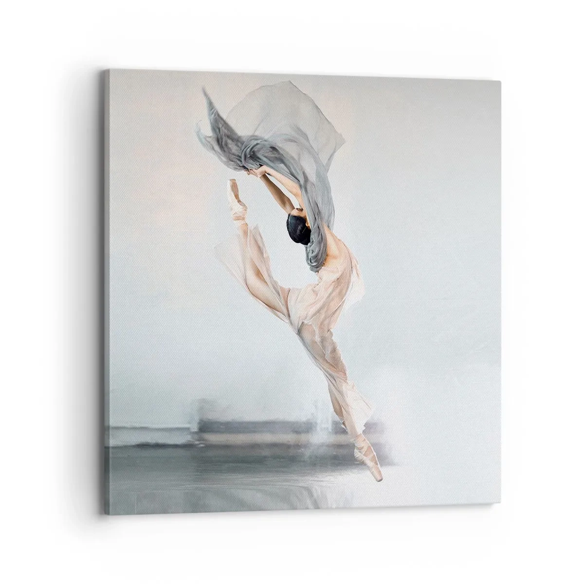 Tablou pe pânză - În exaltare de dans - 70x70 cm