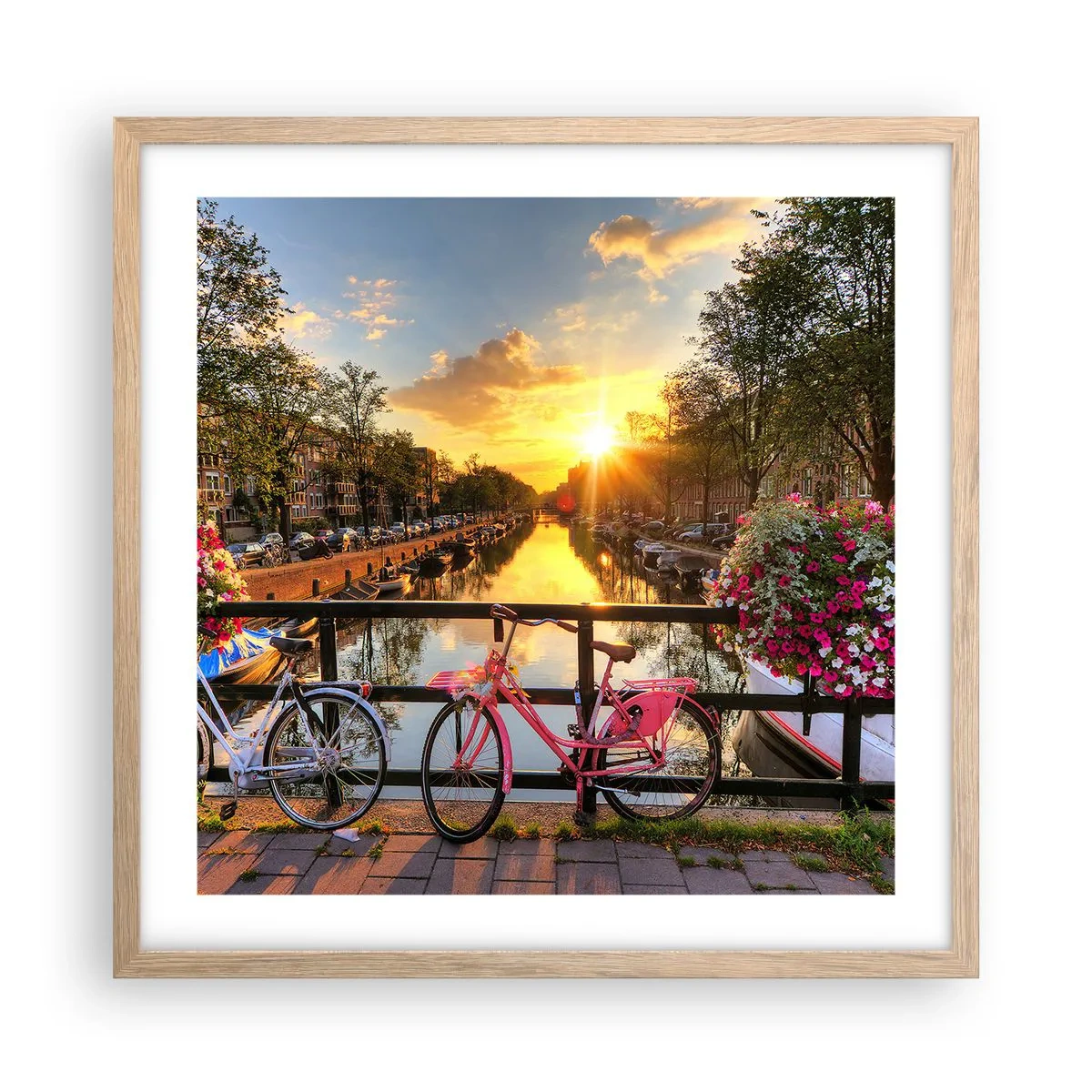 Poster în ramă de stejar deschis - Dimineața de primăvară în Amsterdam - 50x50 cm