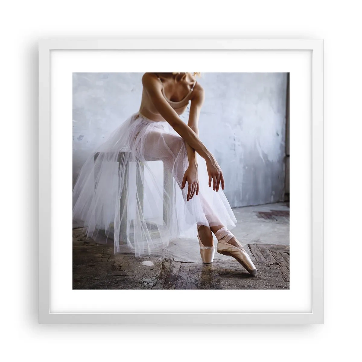 Poster în ramă albă - Înainte ca luminile rampei să strălucească - 40x40 cm