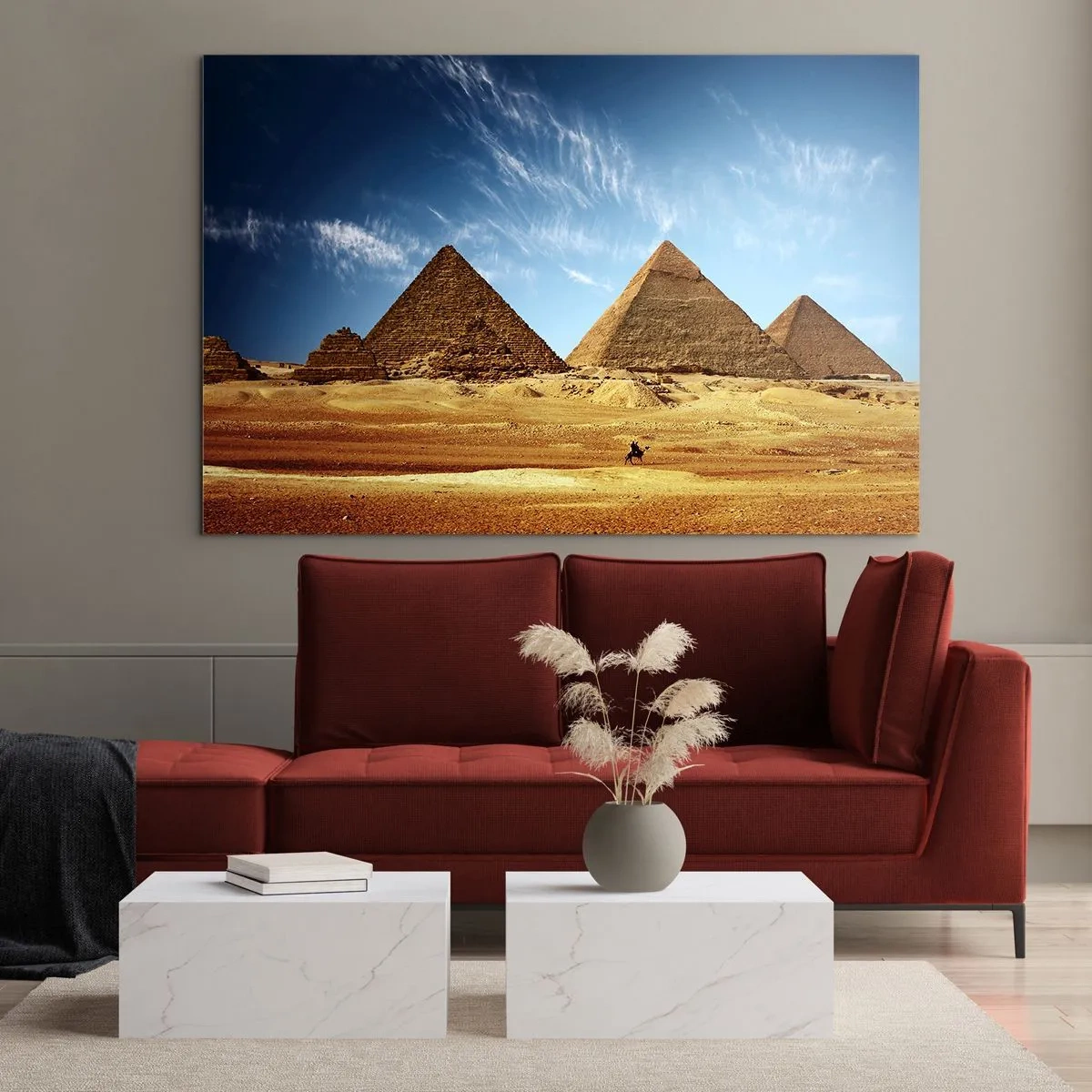 Tablou pe sticlă - Piramidele din Giza pe fundalul cerului albastru - 70x50cm - 40 de secole vă privesc - Decorațiune modernă pentru perete pentru living și dormitor ARTTOR
