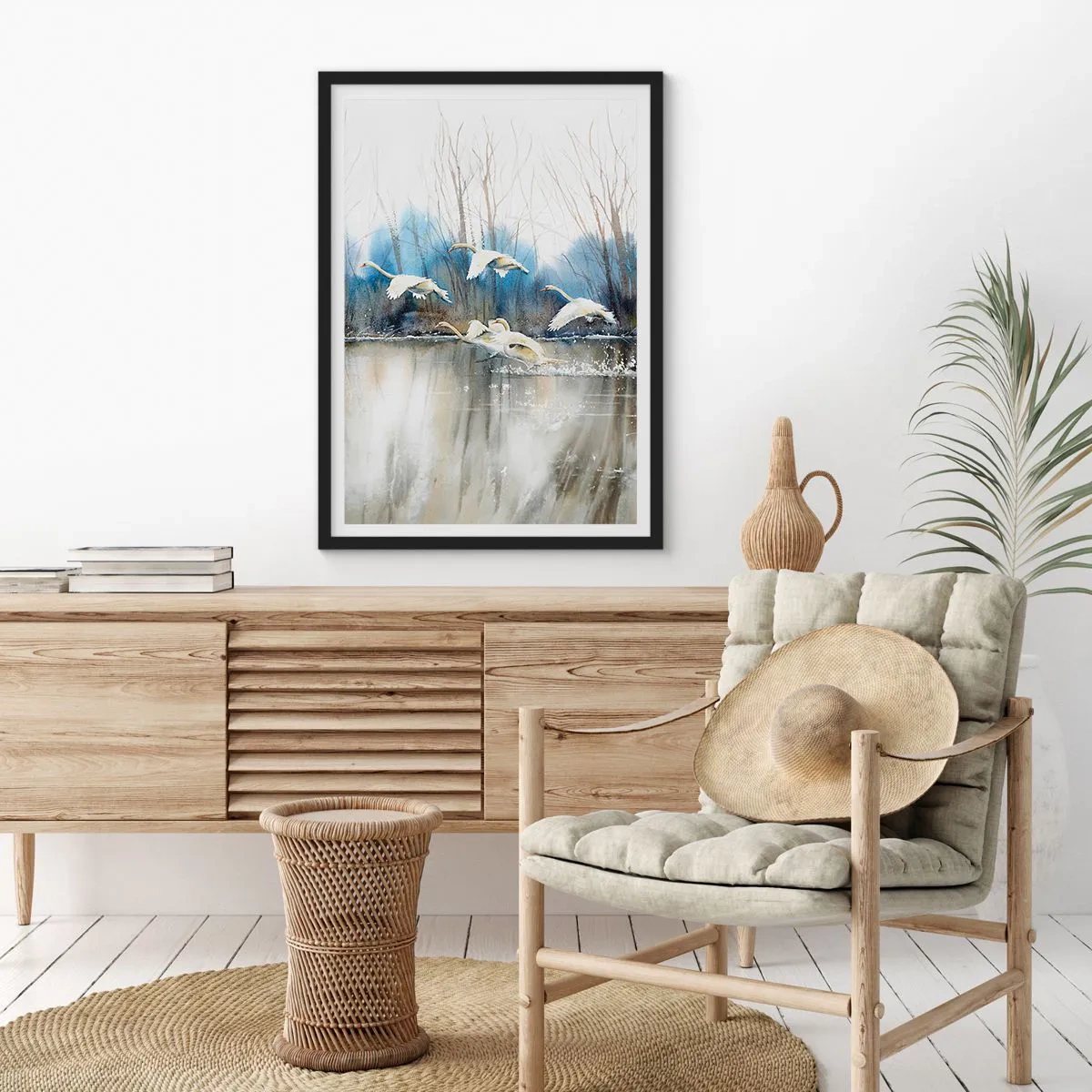 Poster în ramă neagră - Un stol de lebede plutind peste apă într-un stil pictural - 50x70cm - Dansând cu lebedele sălbatice - Decorațiune modernă pentru perete pentru living și dormitor ARTTOR