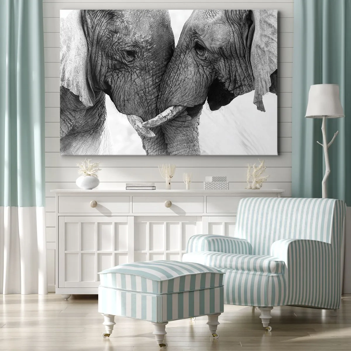 Tablou pe pânză Canvas - Doi elefanți într-un gest tandru pe un fundal monocrom - 70x50cm - Mărturisire din inimă - Decorațiune modernă pentru perete pentru living și dormitor ARTTOR