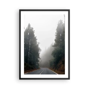 Poster în ramă neagră - Un drum șerpuitor printre copaci învăluiți în ceață - 50x70cm - O poveste din Pădurea Magică - Decorațiune modernă pentru perete pentru living și dormitor ARTTOR