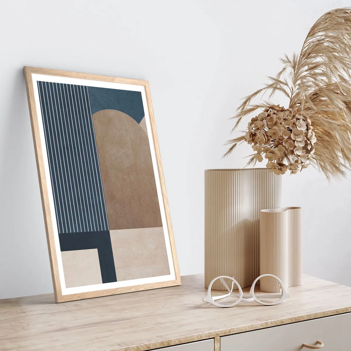 Poster în ramă de stejar deschis - Compoziție de simplitate și rotunjime - 70x100 cm