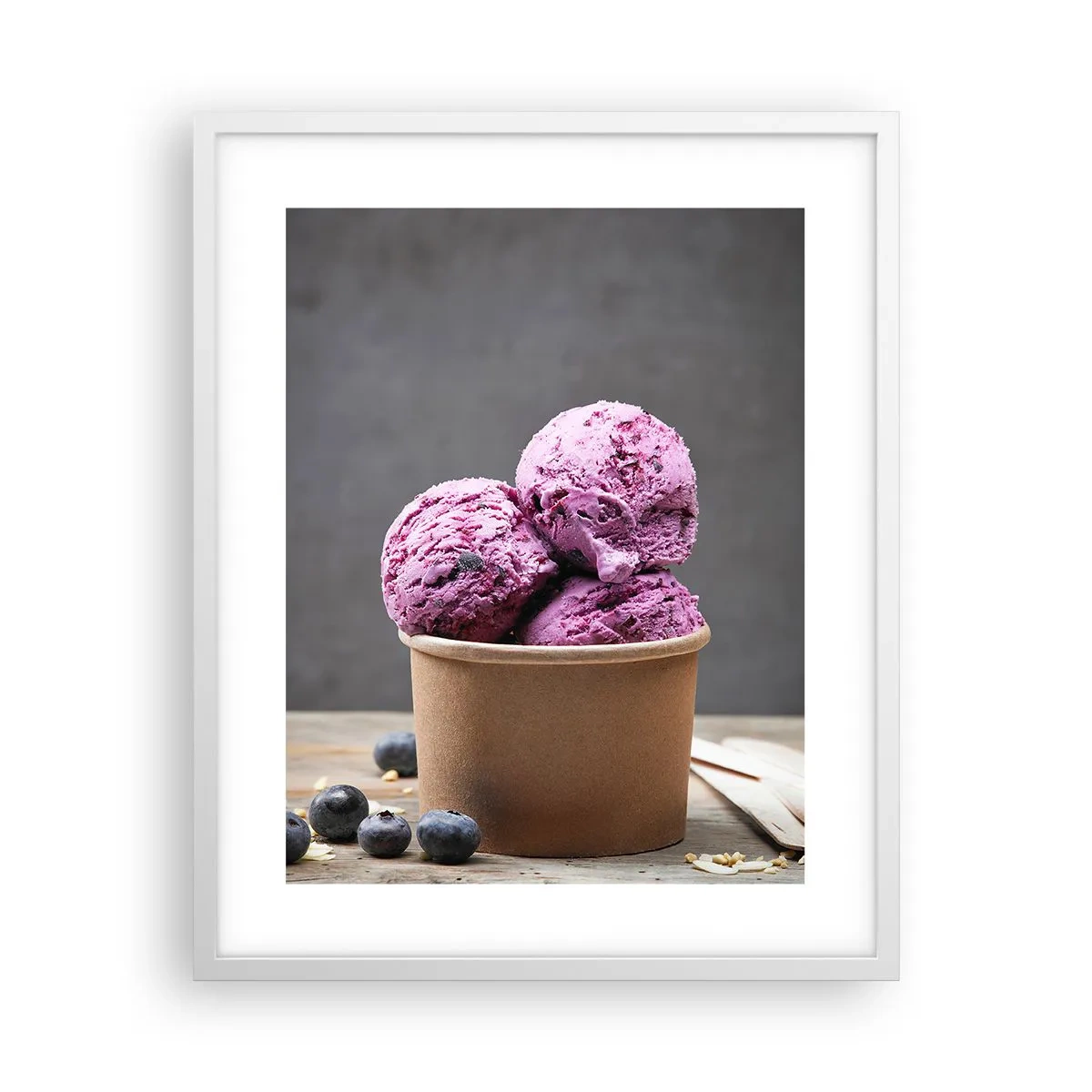 Poster în ramă albă - Dulce și rece - 40x50 cm