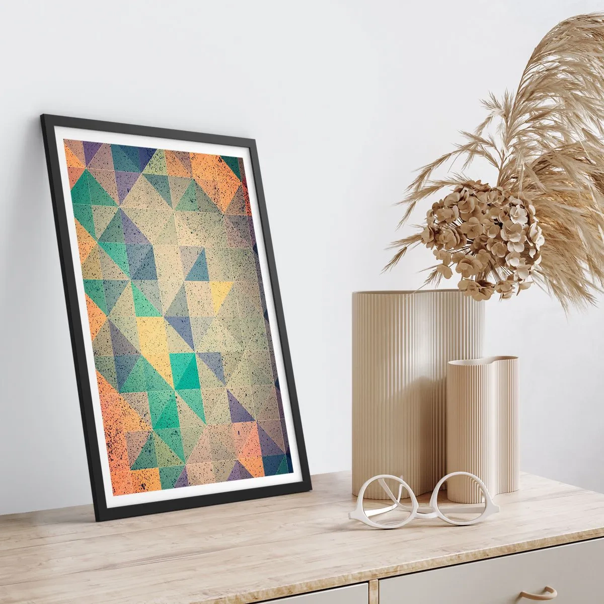 Poster în ramă neagră - Republica triunghiurilor - 70x100 cm