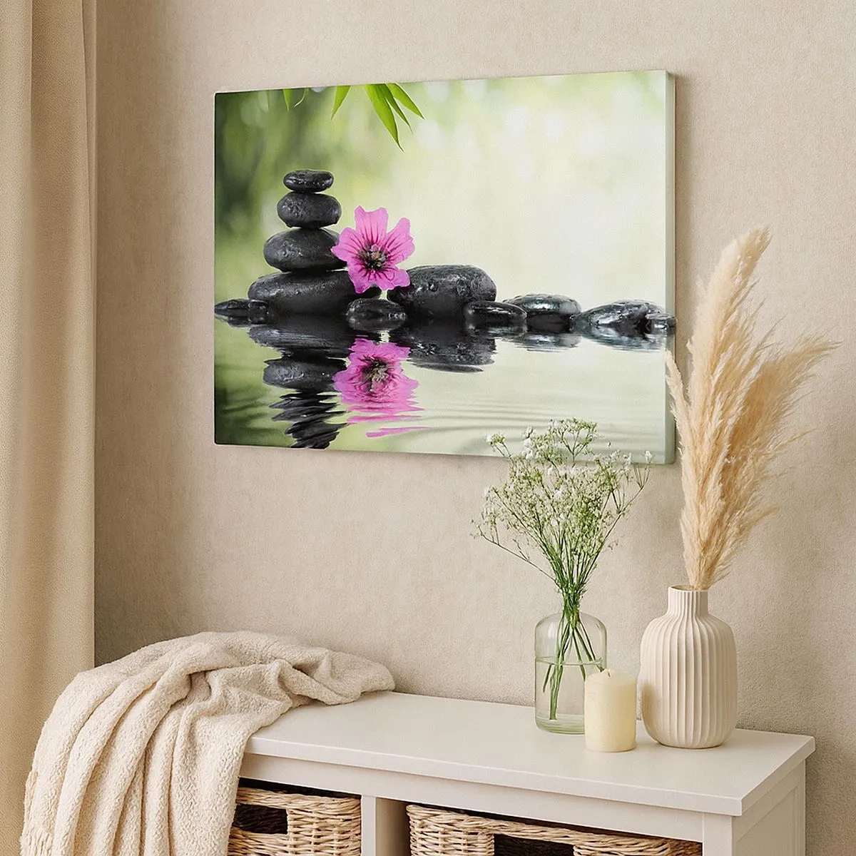 Tablou pe pânză Canvas - Pietre Zen și o floare roz reflectată în apă - 70x50cm - Timp pentru suflet - Decorațiune modernă pentru perete pentru living și dormitor ARTTOR