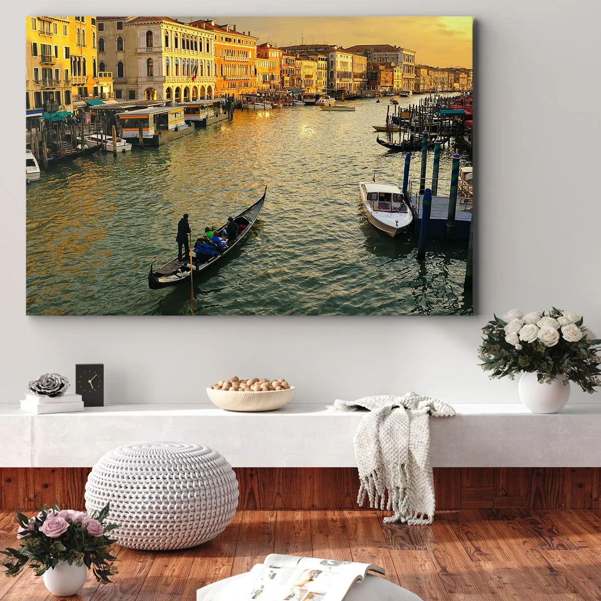Tablou pe pânză Canvas - Gondolă pe un canal din Veneția la apus - 70x50cm - Pe partea însorită a străzii - Decorațiune modernă pentru perete pentru living și dormitor ARTTOR