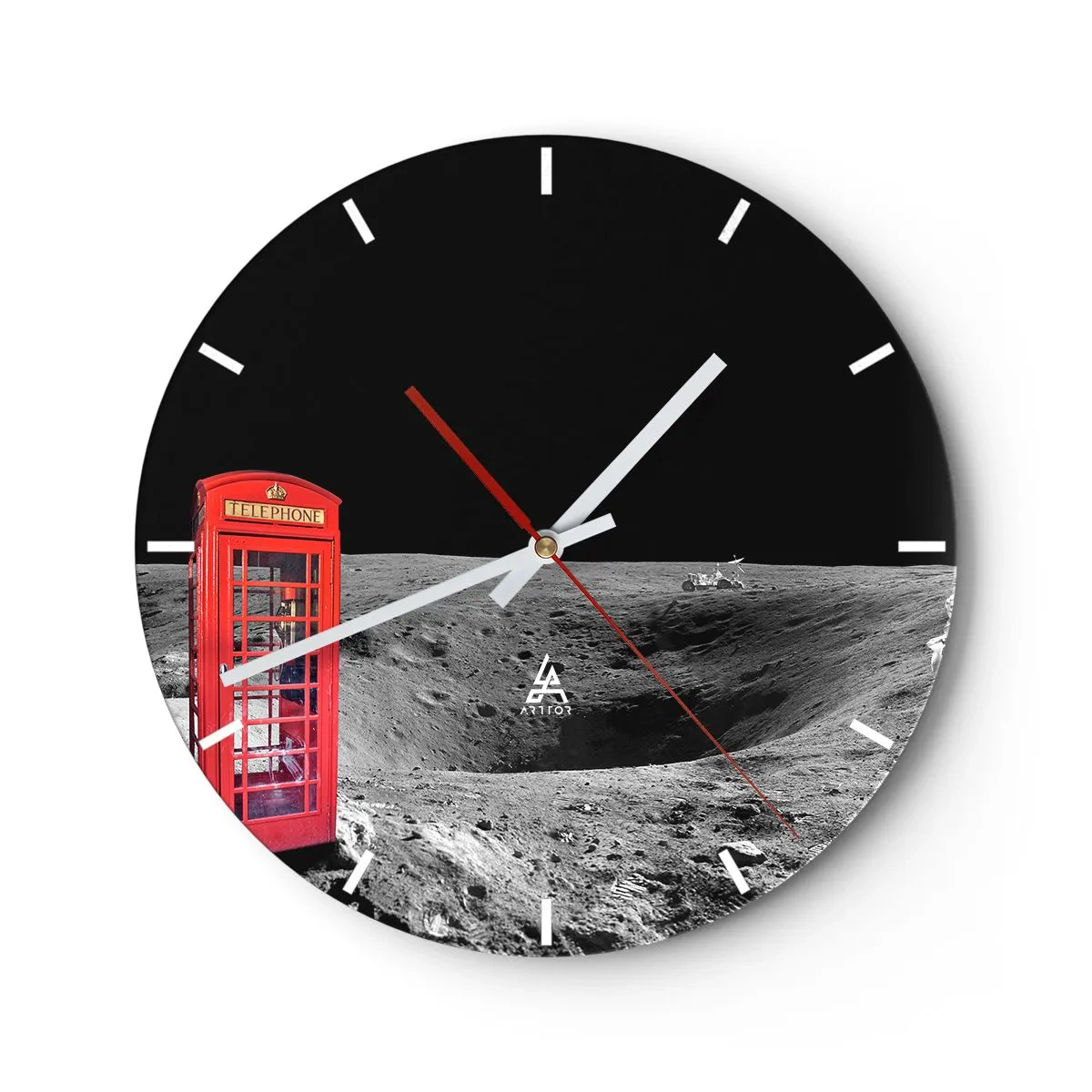 Ceas de perete - Ceas pe sticlă - O cabină telefonică roșie pe suprafața lunii - 30x30cm - Glumă cosmică - Decorațiune modernă pentru perete pentru living, bucătărie și dormitor ARTTOR