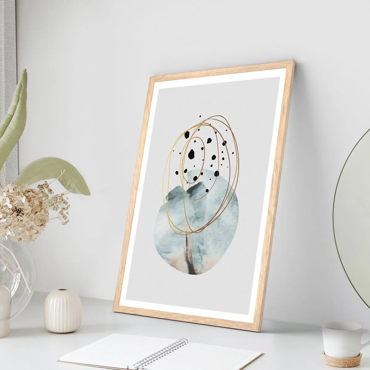Poster în ramă de stejar deschis - În îmbrățișarea spațiului - 70x100 cm