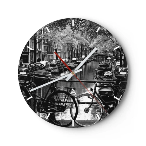 Ceas de perete - Ceas pe sticlă - Vedere alb-negru a unui canal cu biciclete în Amsterdam - 30x30cm - O perspectivă foarte olandeză - Decorațiune modernă pentru perete pentru living, bucătărie și dormitor ARTTOR