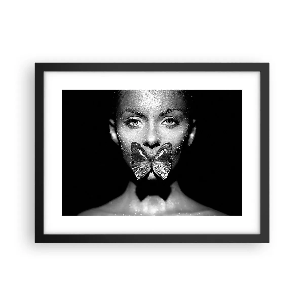 Poster în ramă neagră - Sărut de fluture - 40x30 cm