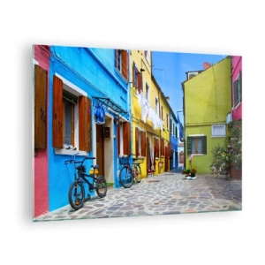 Tablou pe sticlă - O stradă colorată cu biciclete și case decorate - 70x50cm - La capătul străzii pastelate și dulci - Decorațiune modernă pentru perete pentru living și dormitor ARTTOR