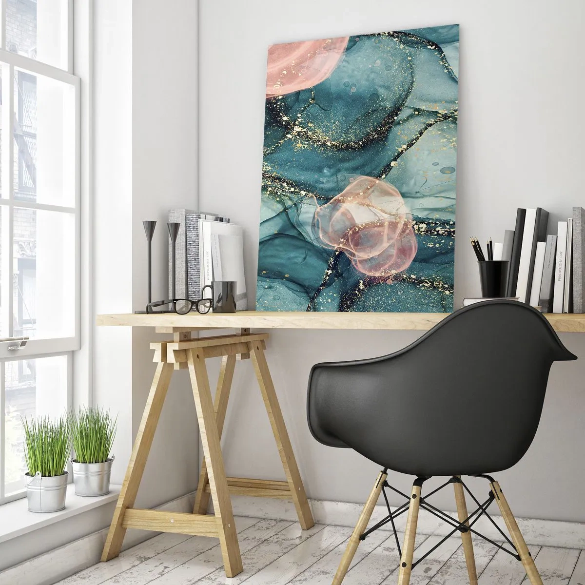 Tablou pe sticlă - Mătase albastră, tul roz - 50x70 cm