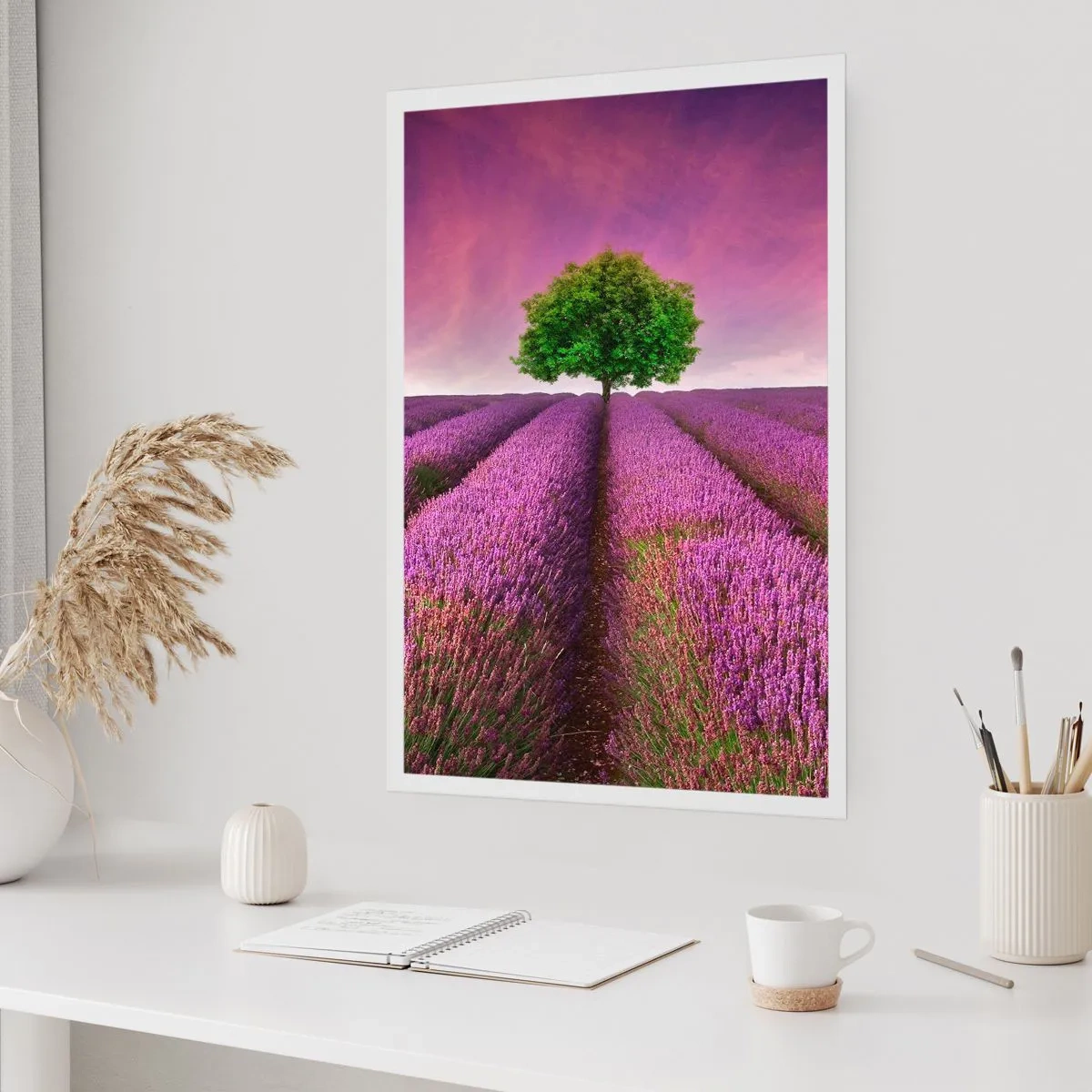 Poster - În câmpurile de lavandă - 50x70 cm