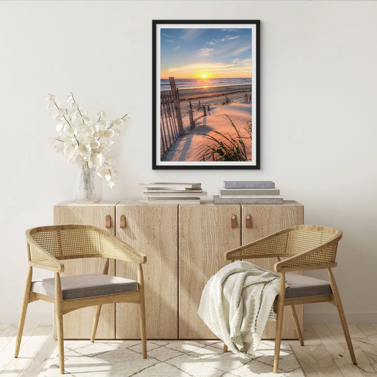 Poster în ramă neagră - Plaja luminată de soarele care apune - 50x70cm - Strălucirea și umbra vântului - Decorațiune modernă pentru perete pentru living și dormitor ARTTOR