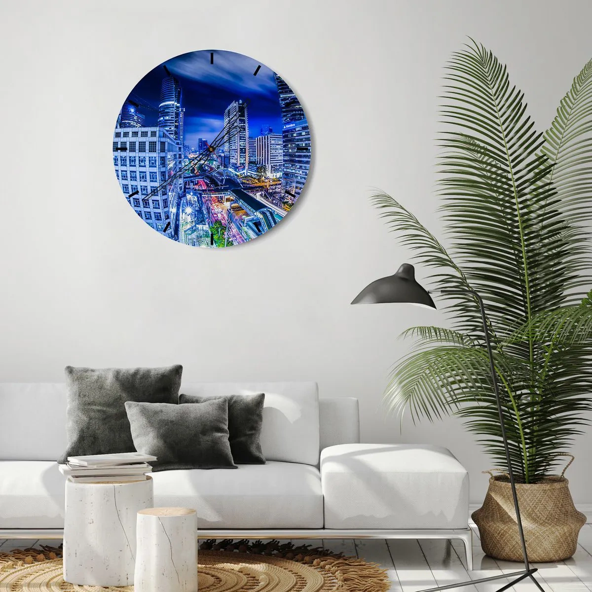 Ceas de perete - Ceas pe sticlă - Zgârie-nori moderni iluminați noaptea - 30x30cm - Ritmurile orașului de noapte - Decorațiune modernă pentru perete pentru living, bucătărie și dormitor ARTTOR