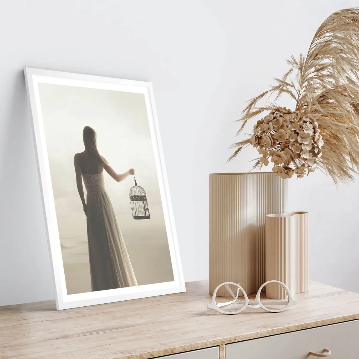 Poster în ramă albă - Fii liberă - 30x40 cm