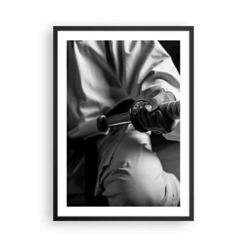Poster în ramă neagră - Samurai cu o sabie într-o fotografie alb-negru - 50x70cm - Sufletul unui războinic - Decorațiune modernă pentru perete pentru living și dormitor ARTTOR