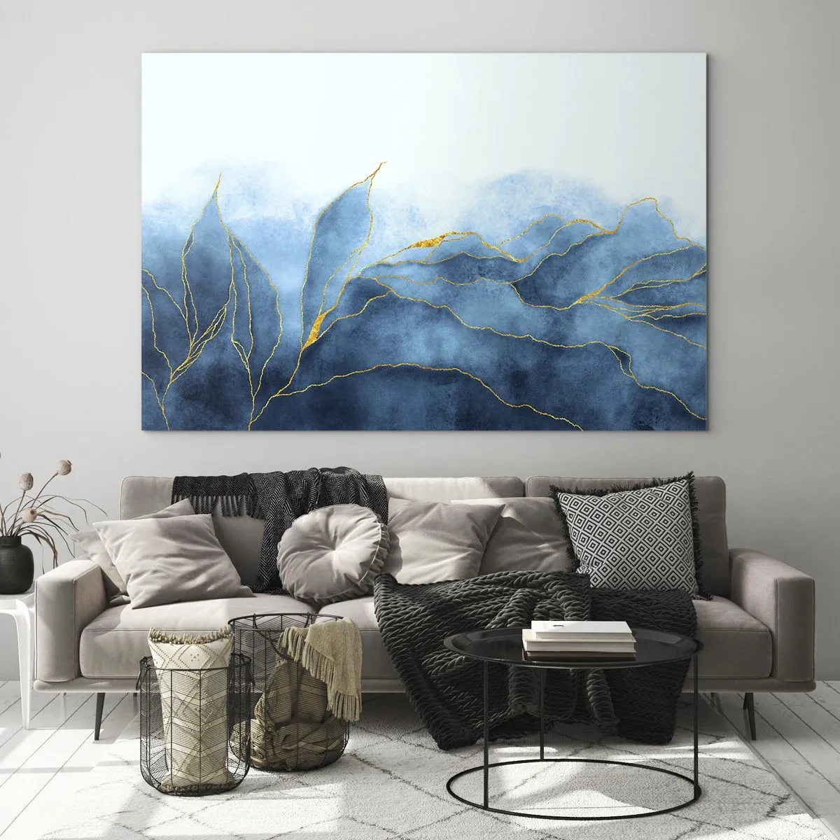 Tablou pe sticlă - Forme abstracte albastre cu linii aurii delicate. - 70x50cm - Albastru în aur - Decorațiune modernă pentru perete pentru living și dormitor ARTTOR